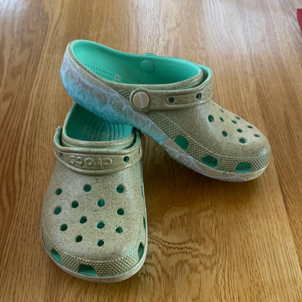 Jimmy Buffet Margaritaville CROCS Clogs Key West Beach Themed SHOES ONLY M4/W6
